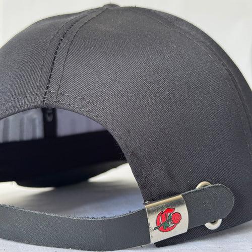 Clemont Negra con Letras Blancas